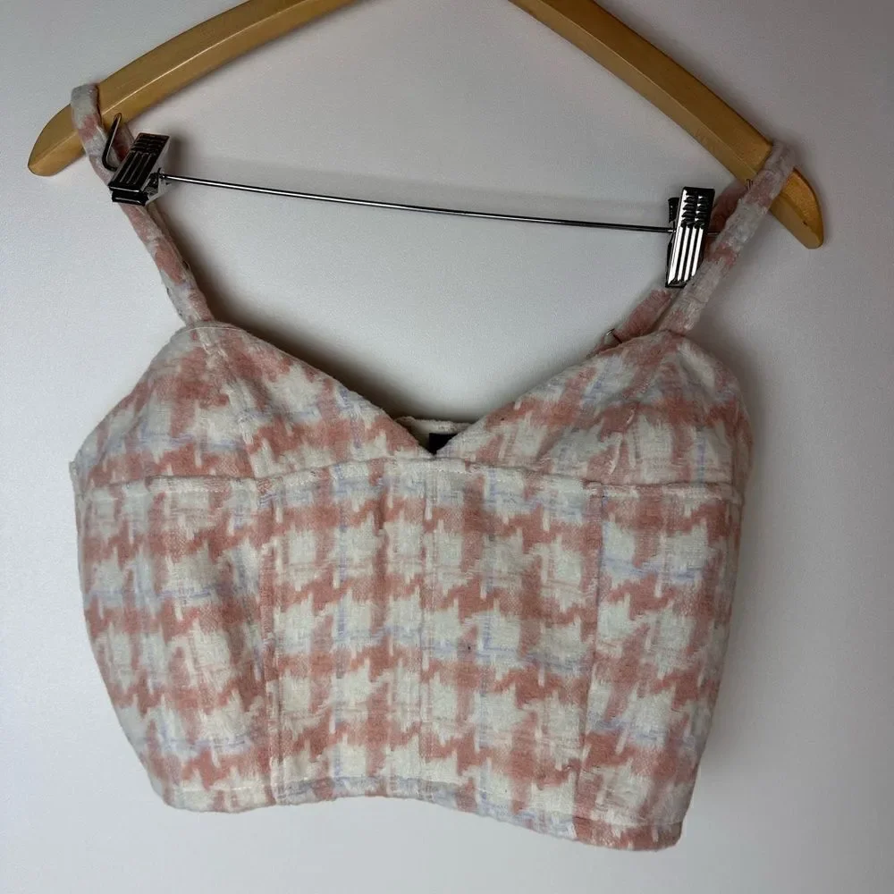 Pink houndstooth skirt set